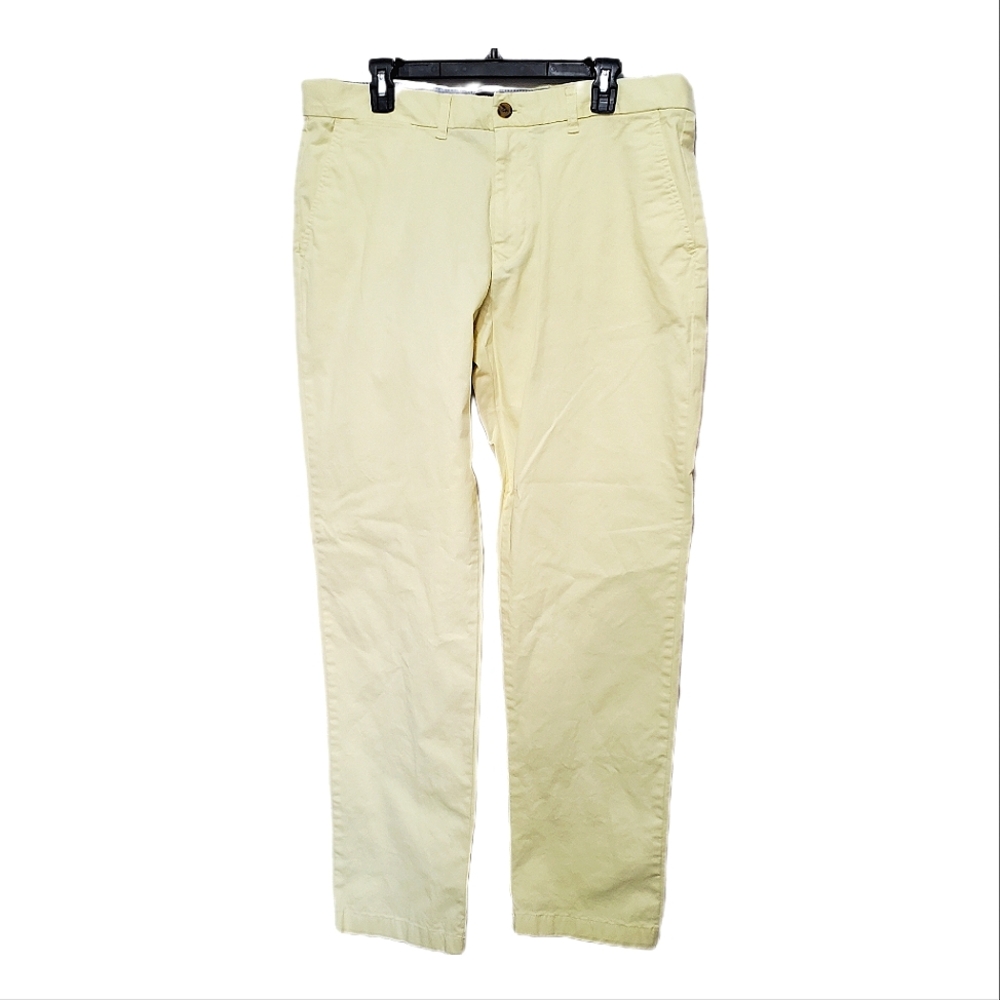 2/$30 Tommy Hilfiger Men's Custom-Fit Chino Pant Size 36W x 32L - Picture 2 of 12